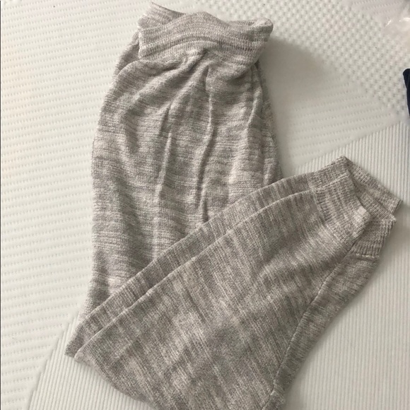 Joggers - Picture 2 of 3